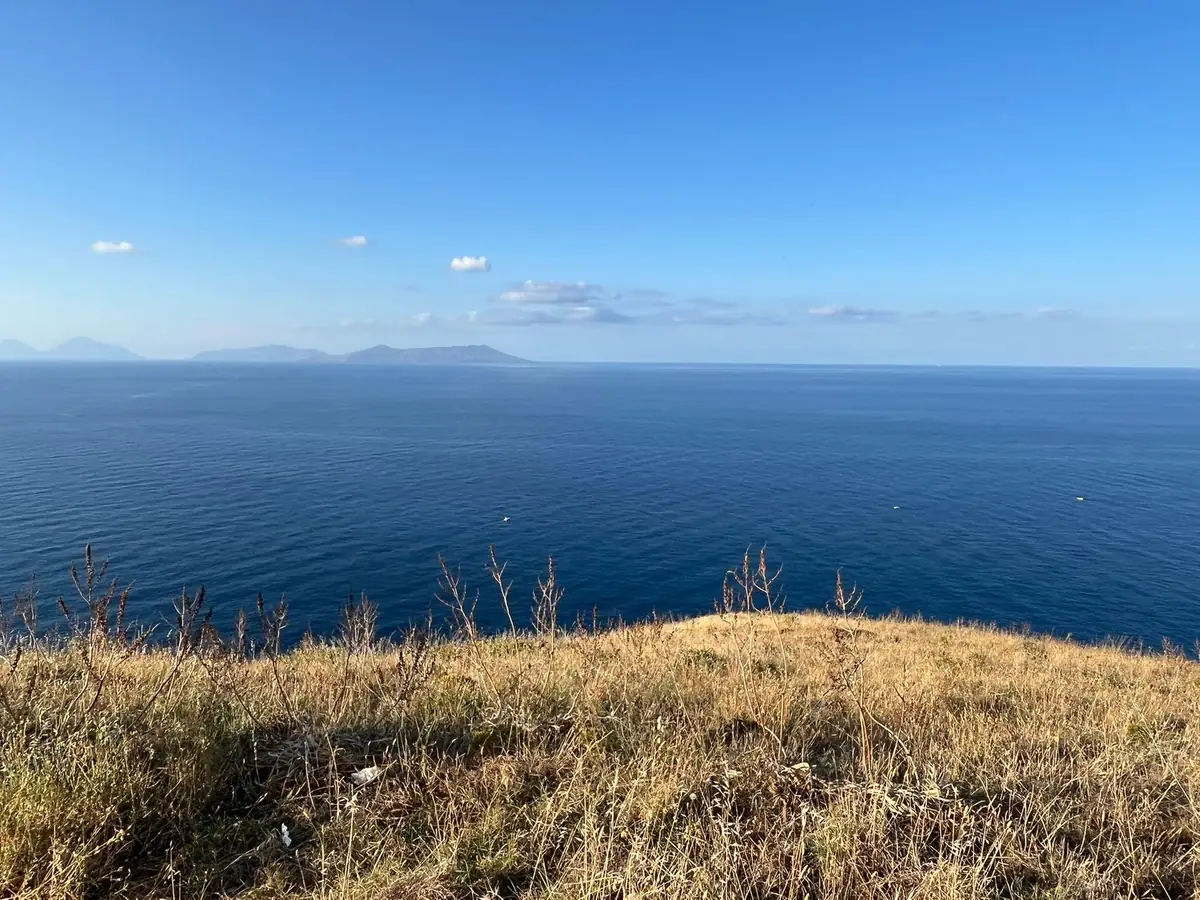 Le Eolie in giornata da Capo d'Orlando